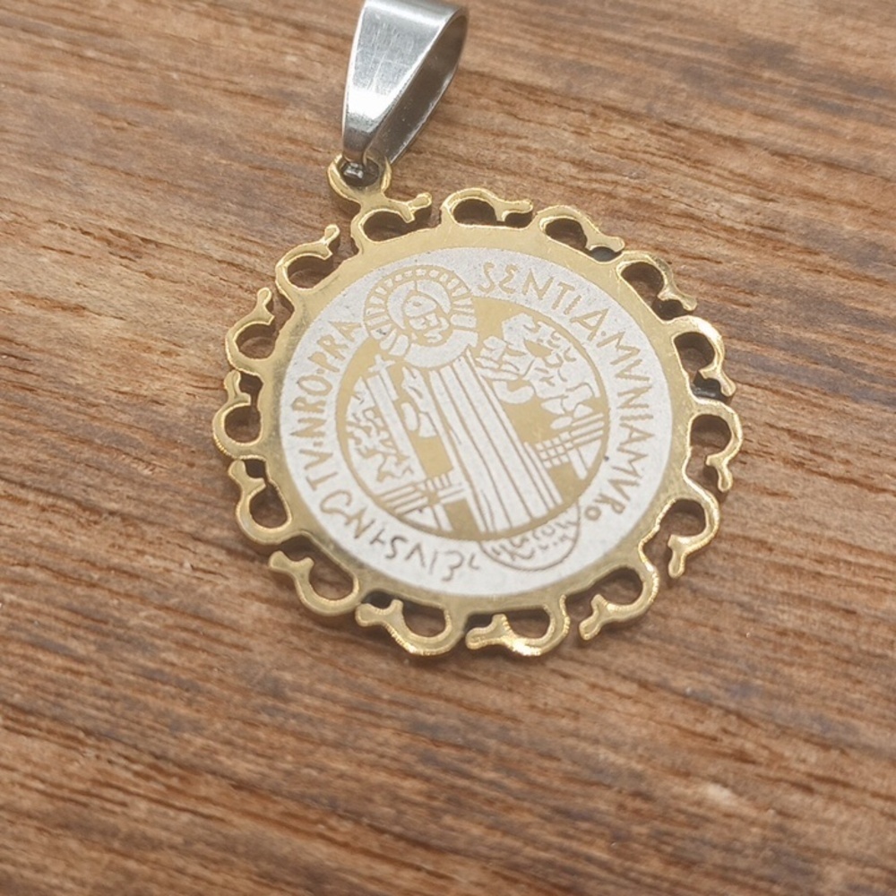Saint Benedict Religious Pendant P243 - Picture 3 of 3